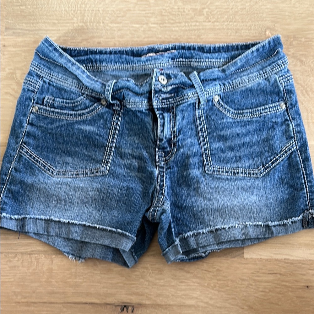 Lei Blue Jean Shorts with Distressed Hem
